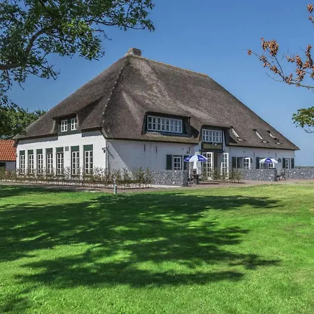 Peaceful Farmhouse In De Cocksdorp Near Sea Exterior photo